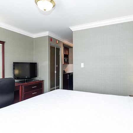 Sandman Hotel Red Deer Extérieur photo