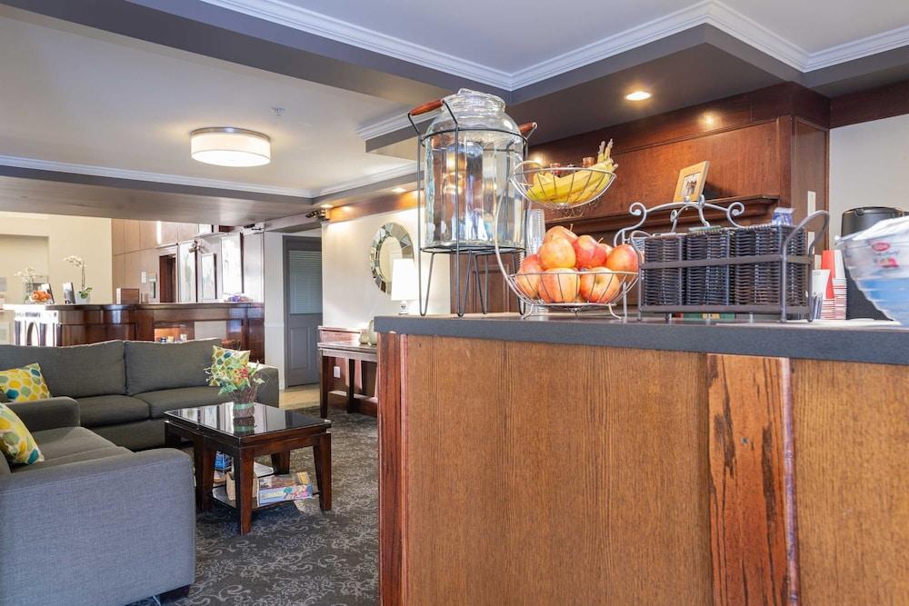 Sandman Hotel Red Deer Extérieur photo